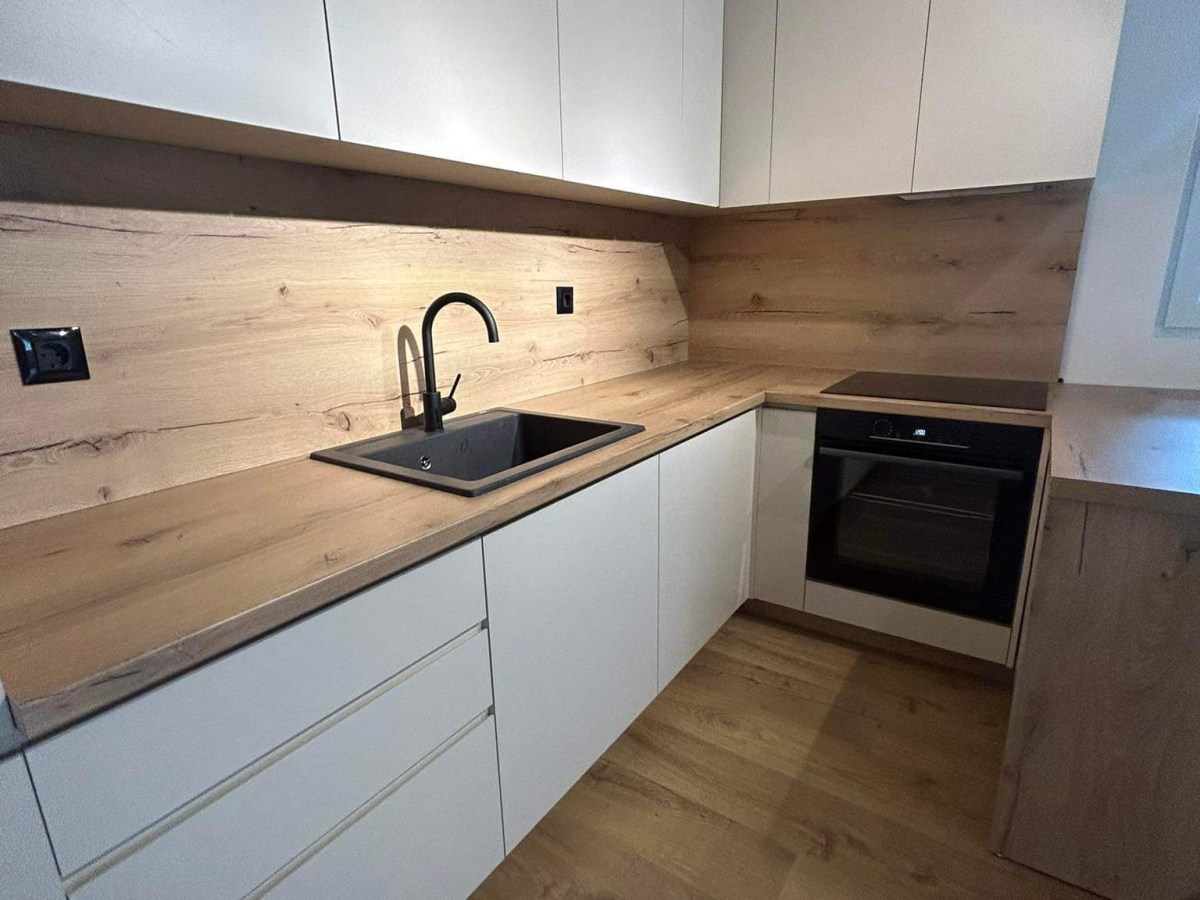 Од подрум во модерна&nbsp;гарсоњера